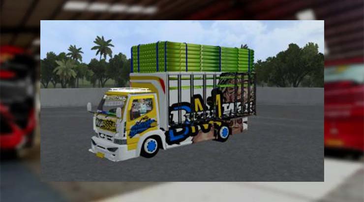 Truk Canter Bumi Wali Muatan Bambu